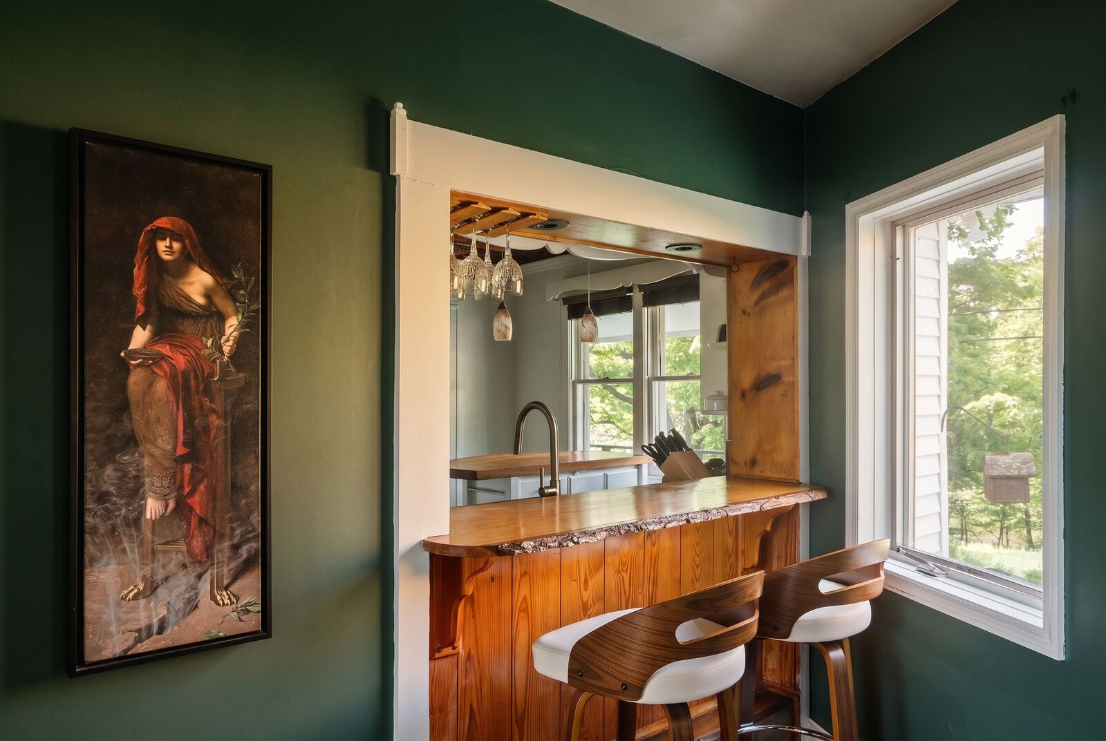 262-270 Patterson Lane, Saugerties — editorial frame