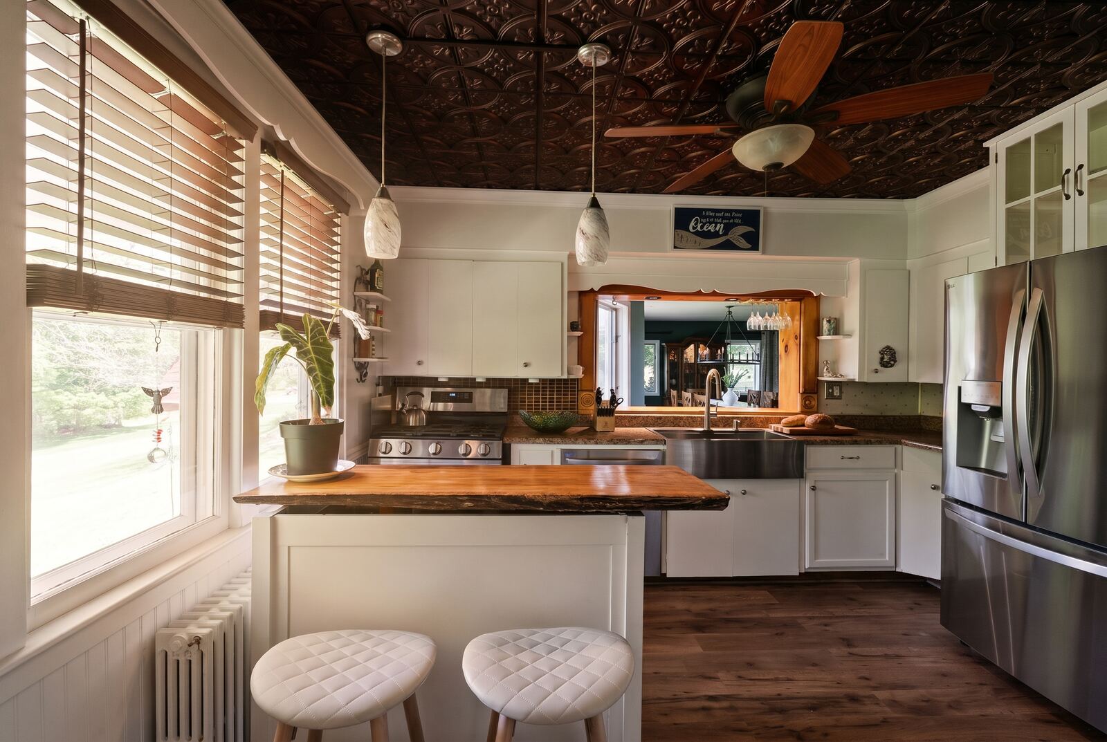 262-270 Patterson Lane, Saugerties — editorial frame