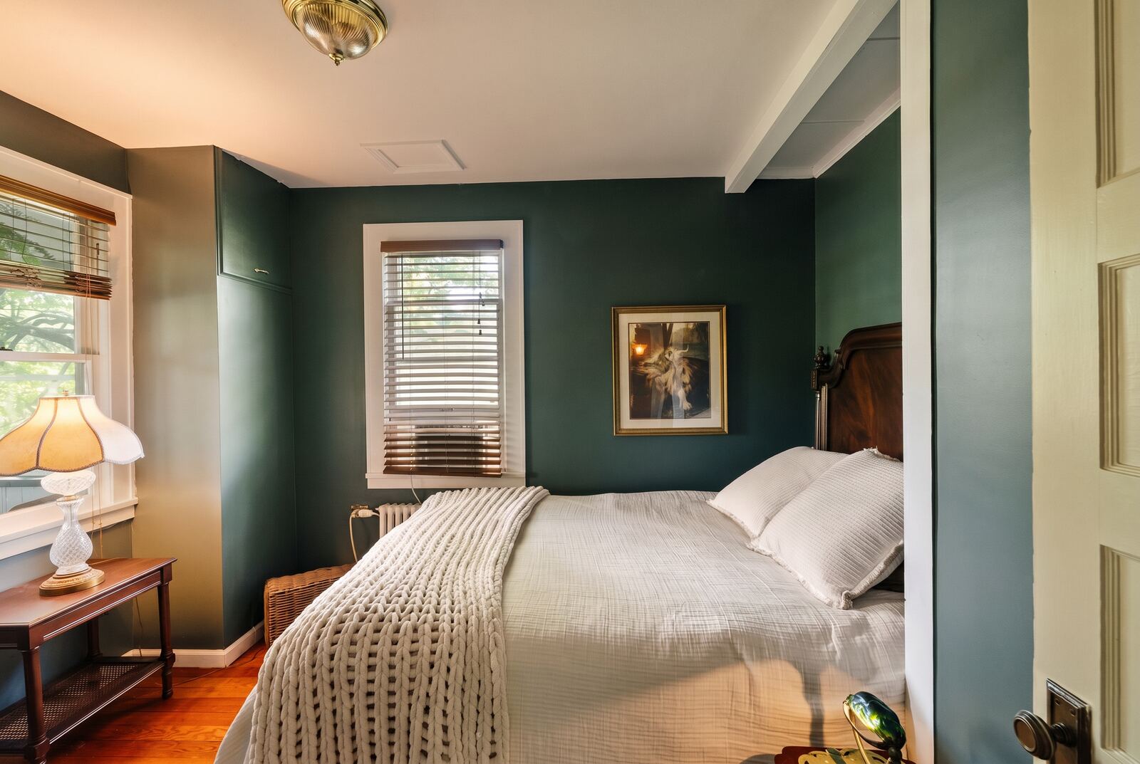 262-270 Patterson Lane, Saugerties — editorial frame