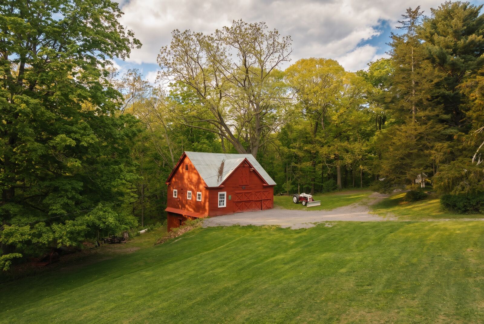 262-270 Patterson Lane, Saugerties — editorial frame