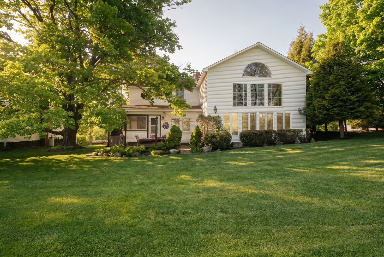 262-270 Patterson Lane, Saugerties — editorial frame